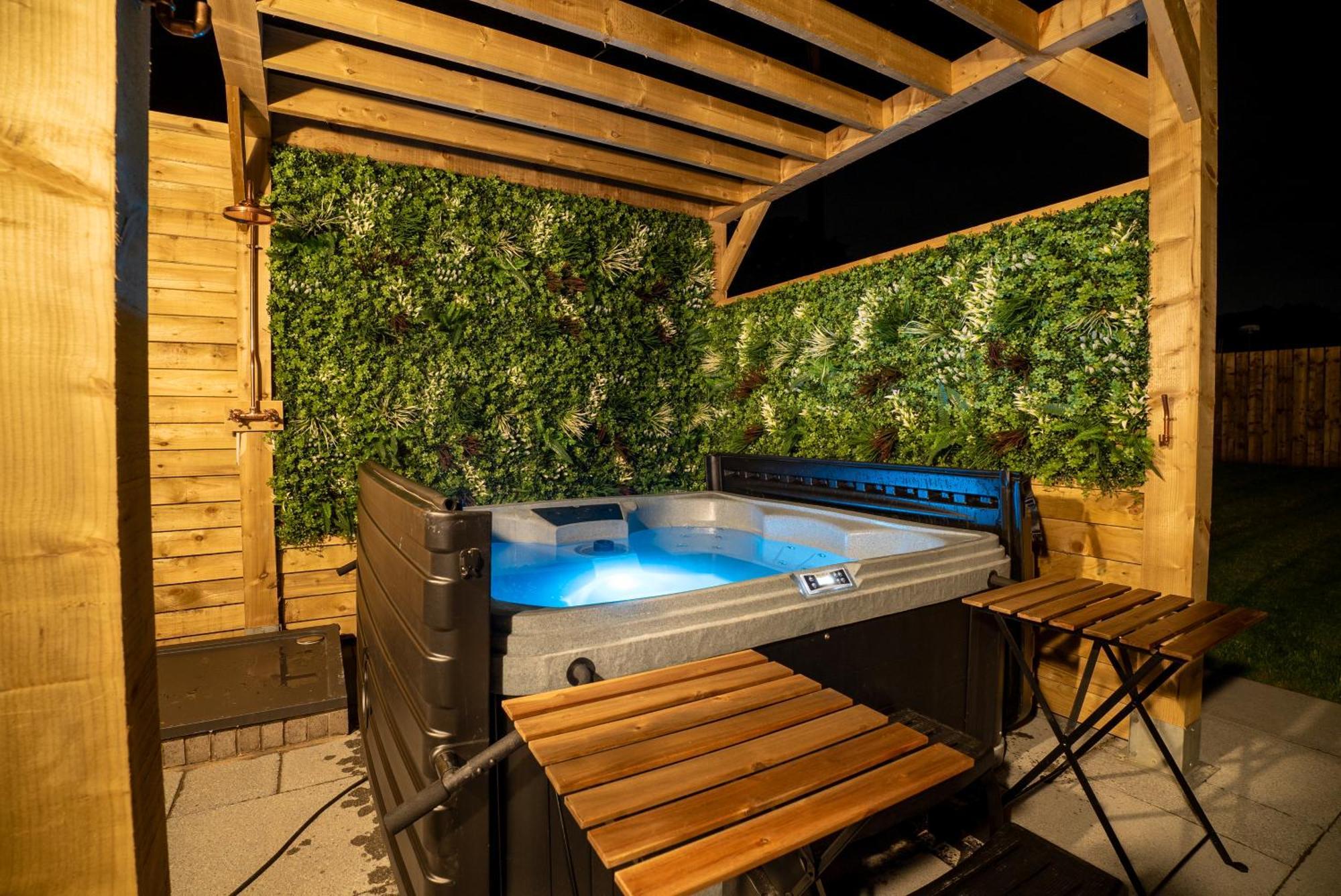 Cottage With Hot Tub Near Knockhill Saline Exterior foto